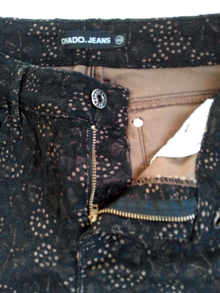 Pantalon avec motifs - photo numéro 3