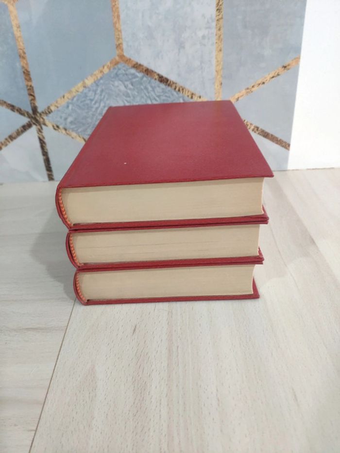 Lot 3 livres Oss 117 Jean Bruce ici trahison travail sans filet n'est pas mort s'en occupe - photo numéro 3