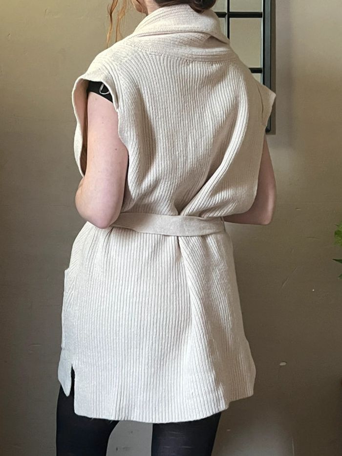 Veste sans manches avec ceinture et poches - crème - photo numéro 8