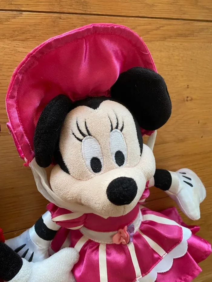 Peluches Mickey et Minnie - photo numéro 3
