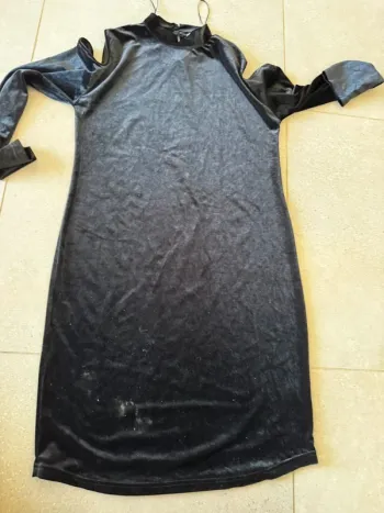 Robe noir TQF collection, taille XL, très bon état