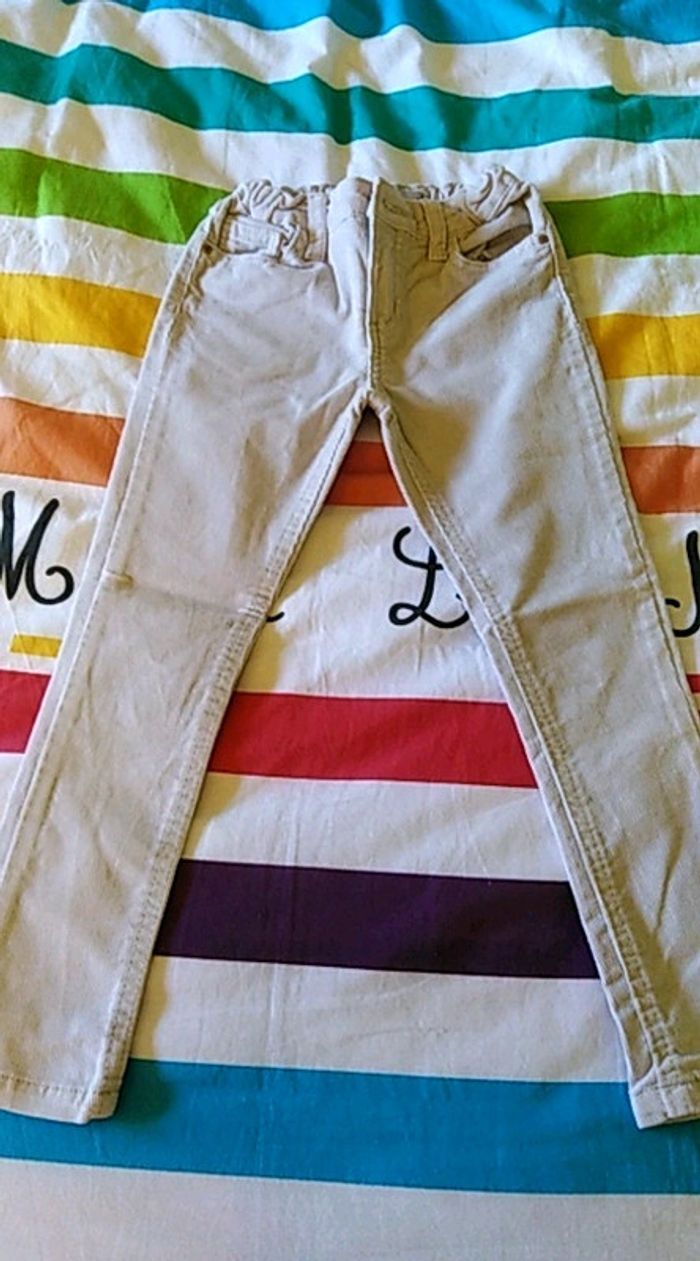 Pantalon en velours beige primark 4-5 ans