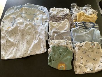 Lot vêtements 1 mois