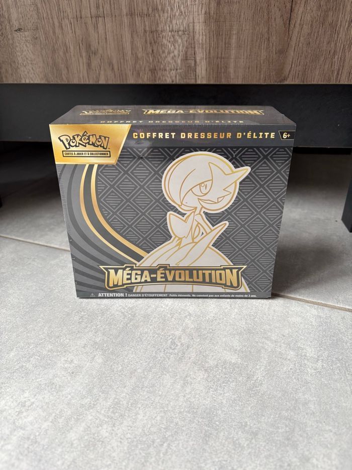 Pokémon ETB ME01 Mega Evolution Gardevoir Neuf scellé fr - photo numéro 1