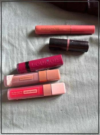 Lot  rouge à lèvre