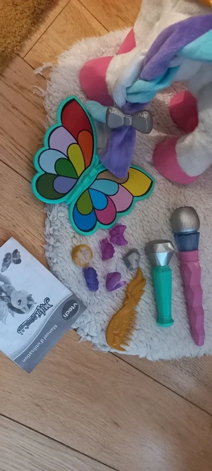 Mila la licorne maquillage magique et chante, son et lumières. de Vtech - photo numéro 7