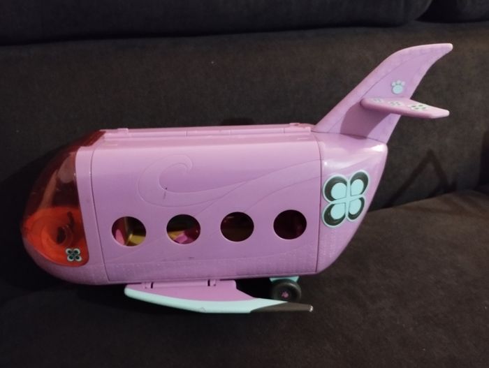 Avion Petshop - photo numéro 2