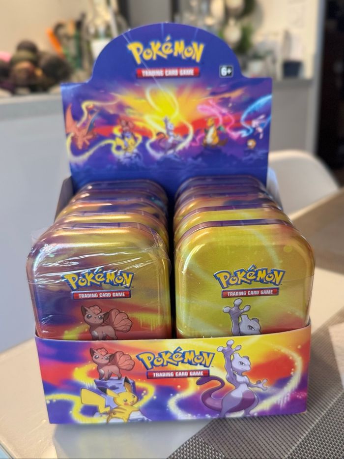 Pokémon mini tin pouvoirs de kanto 2019 - photo numéro 2