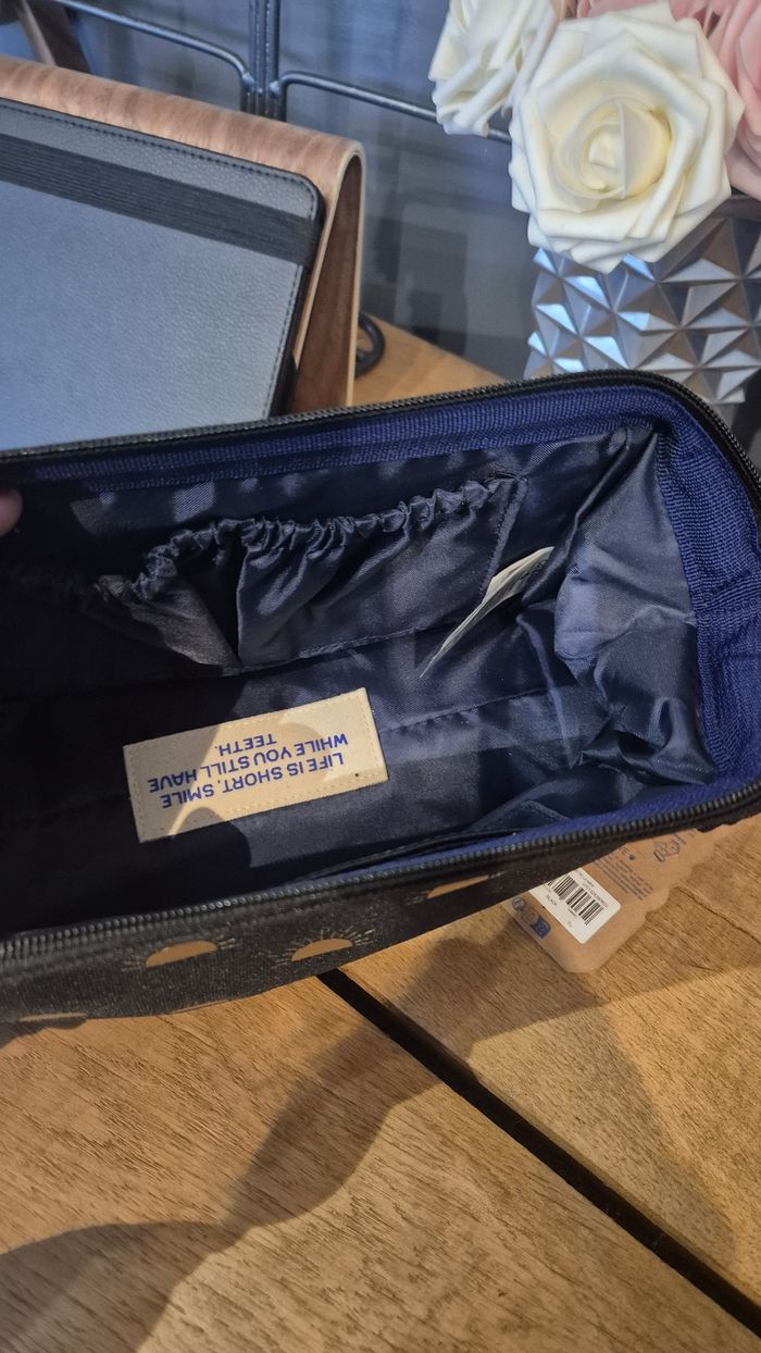 Trousse de toilete cabaia neuf - photo numéro 5