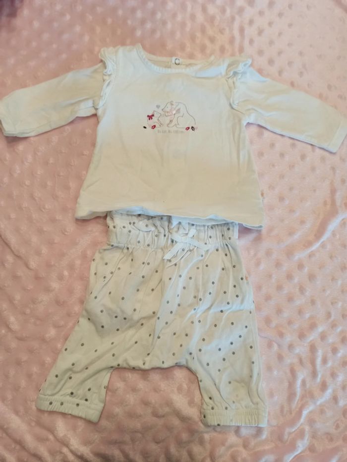 Ensemble fille 1 mois