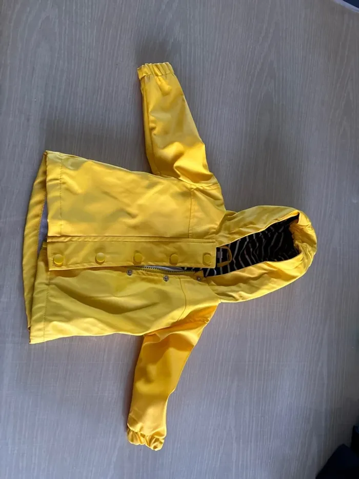 Cire jaune bébé