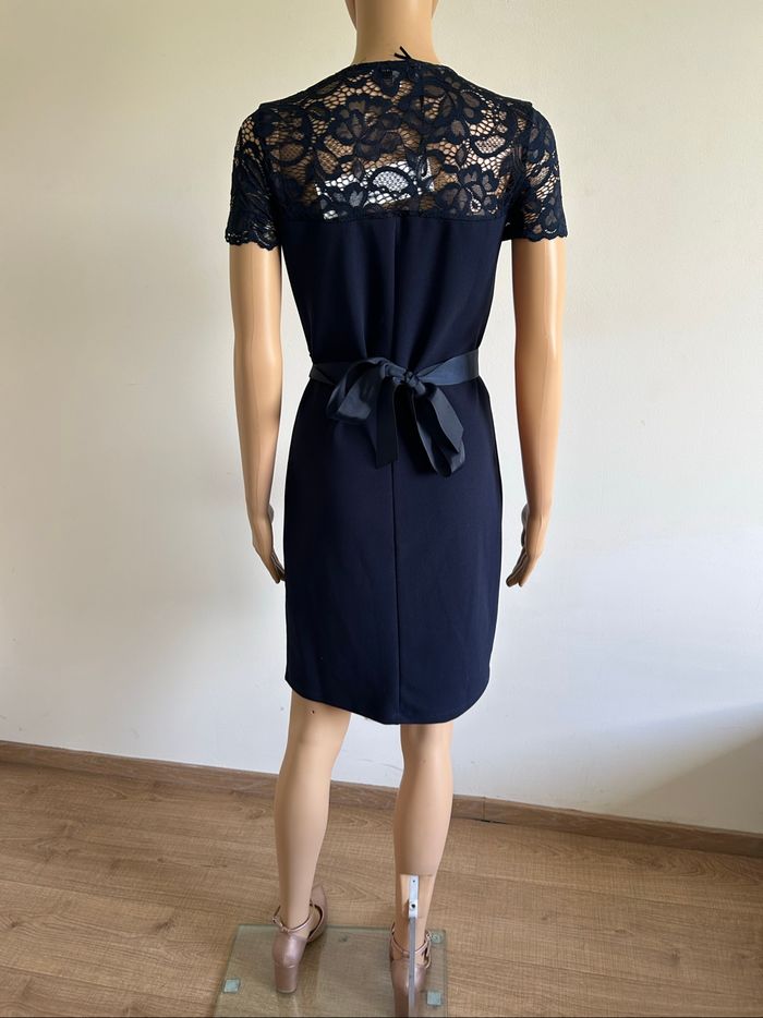 Robe bleue marine neuve avec dentelle Morgan taille 36 (valeur 55€) - photo numéro 6