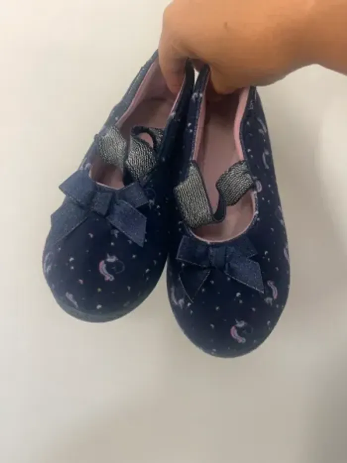 Chaussons Isotoner taille 32 tbe - photo numéro 3