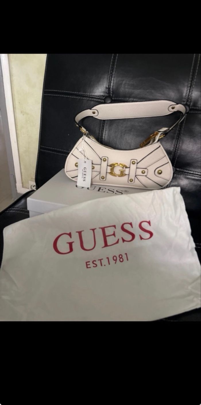 Sac GUESS - photo numéro 3