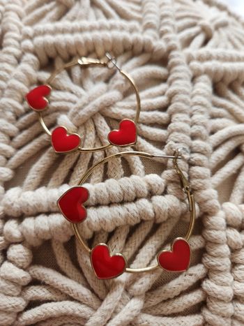 Boucles d'oreilles cœur asos