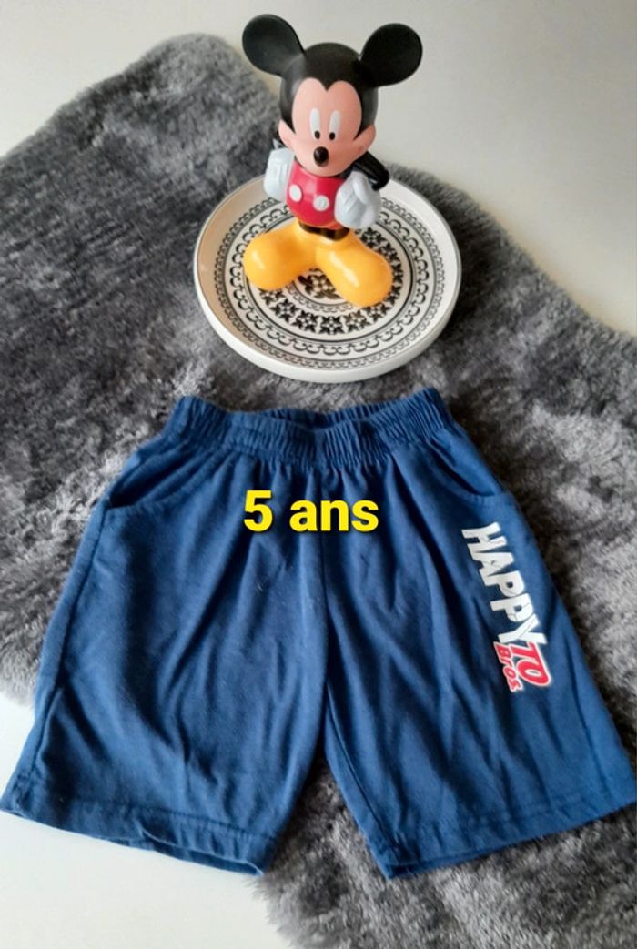 Short 5 ans bleu