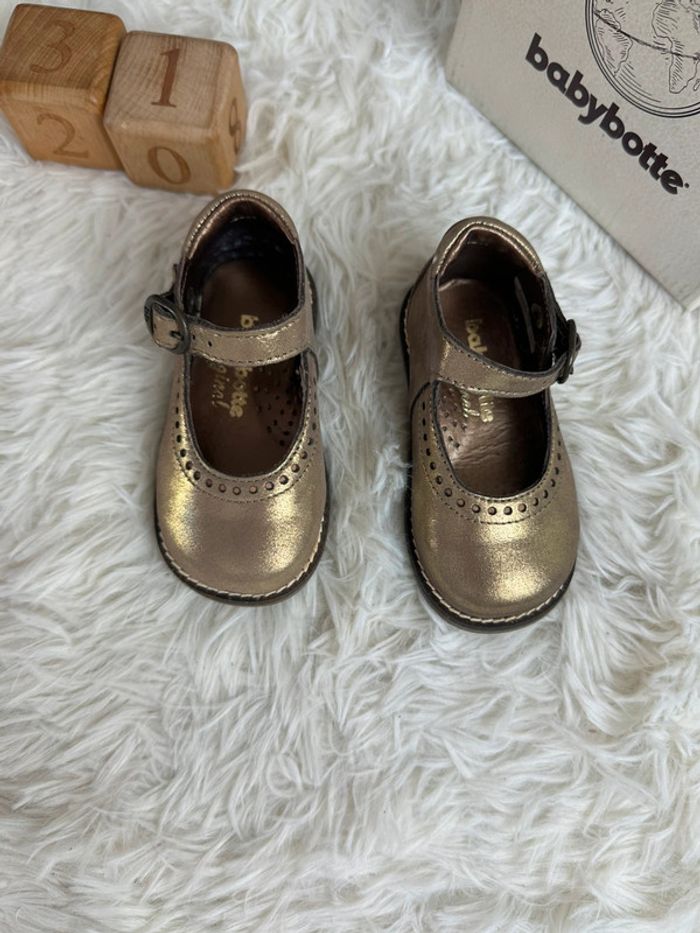Paire de babies coloris bronze Babybotte taille 20 - photo numéro 3