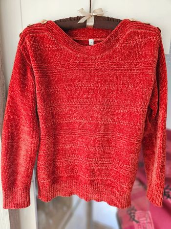 Joli pull rouge