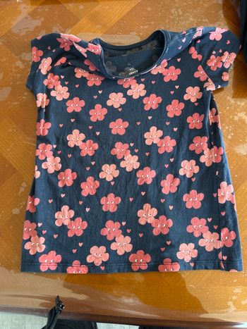 TEE shirt