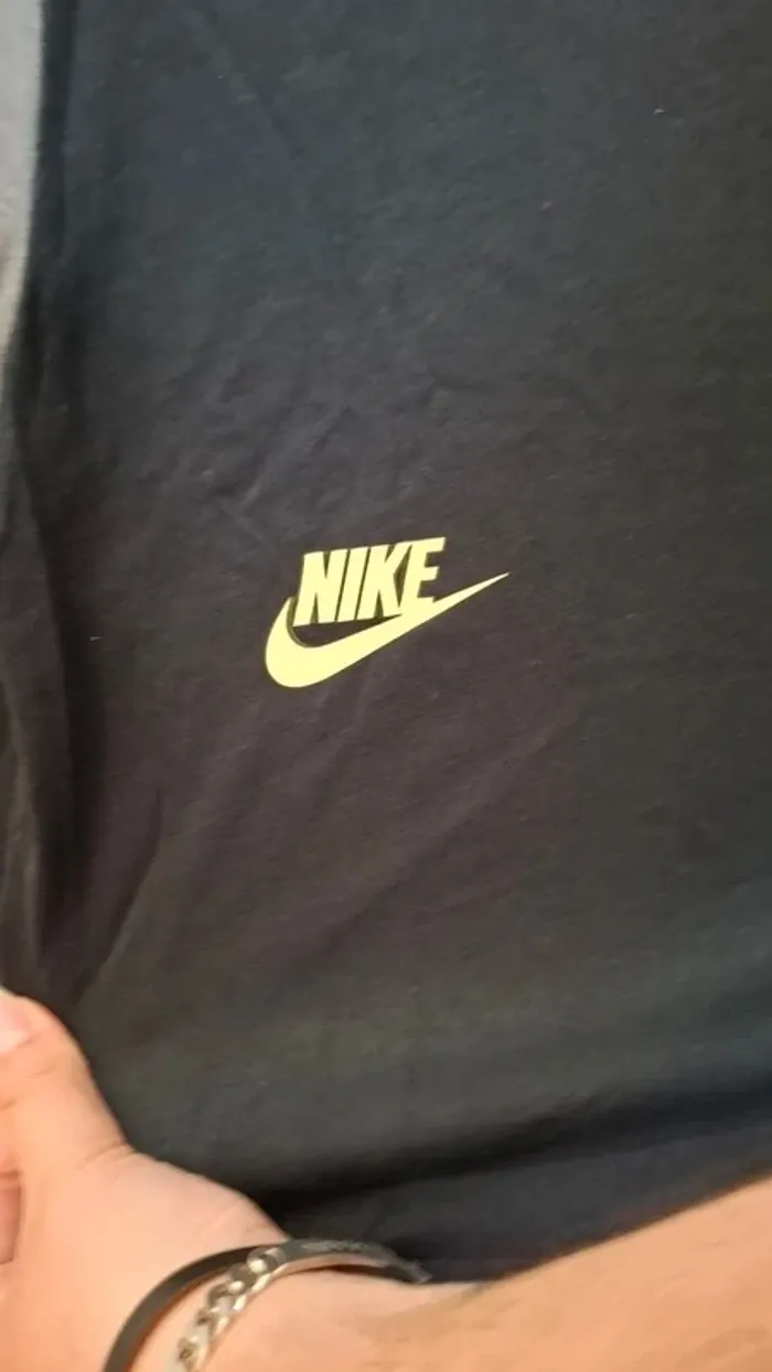 T-shirt Nike Taille 122-128cm - photo numéro 5