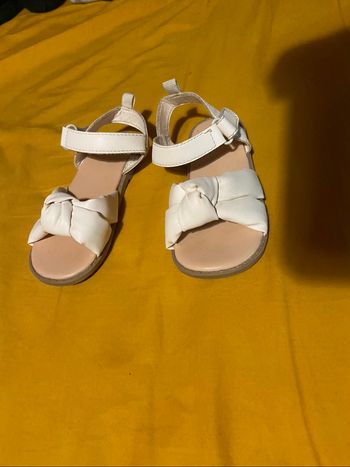 Sandalette enfant taille 23