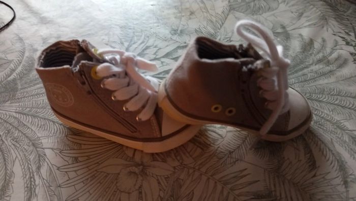 Chaussures obaïbi taille 20 - photo numéro 3