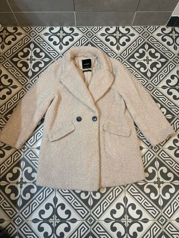 Manteau en fausse fourrure Pull & Bear