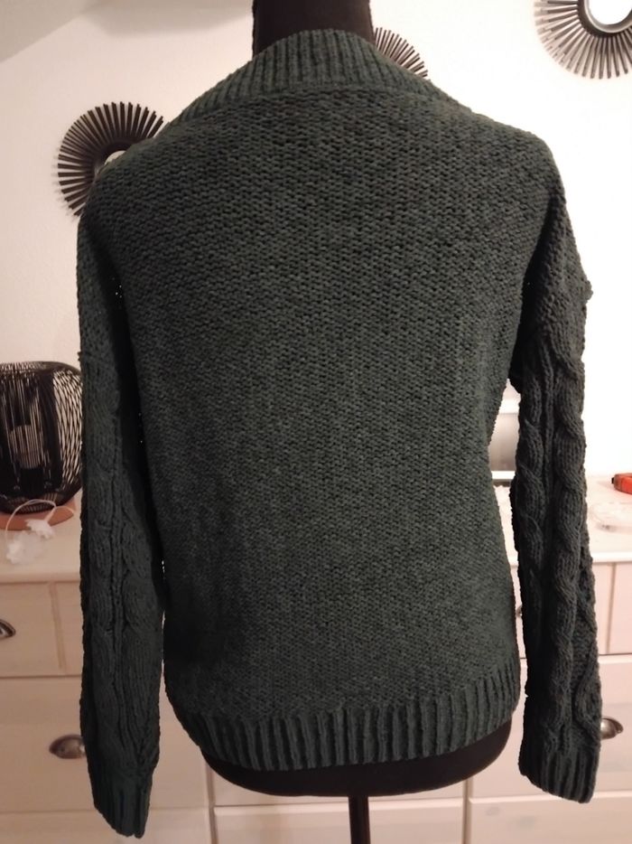 Pull vert kaki - photo numéro 3