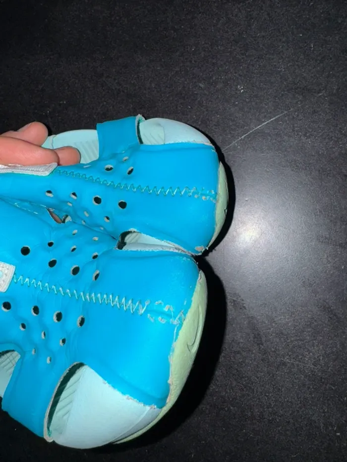 Nike d’eau 23.5 - photo numéro 2
