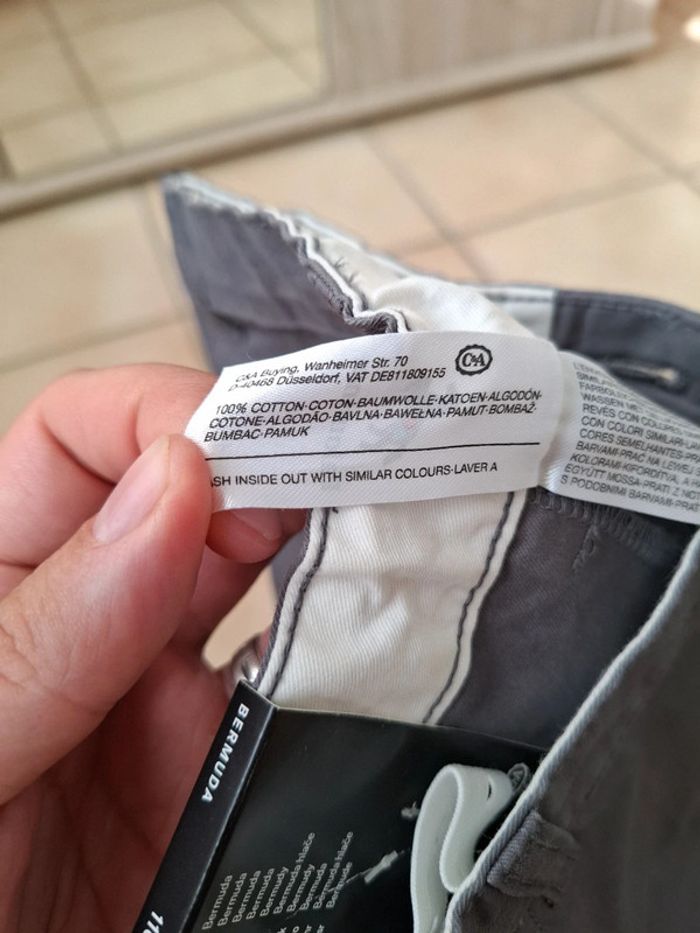Short gris taille 116 - photo numéro 5