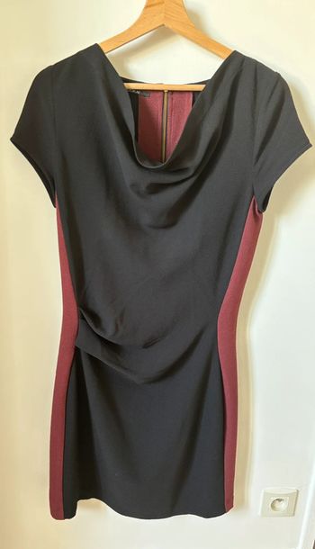 Robe noir et bordeaux Kookai Taille 38