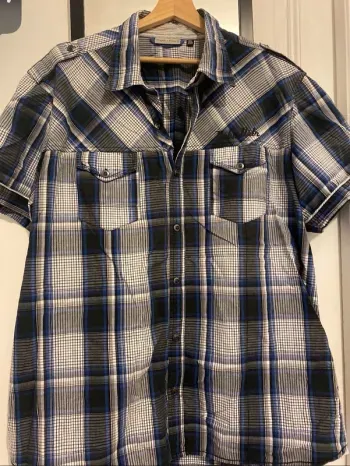 Chemise à manche courte