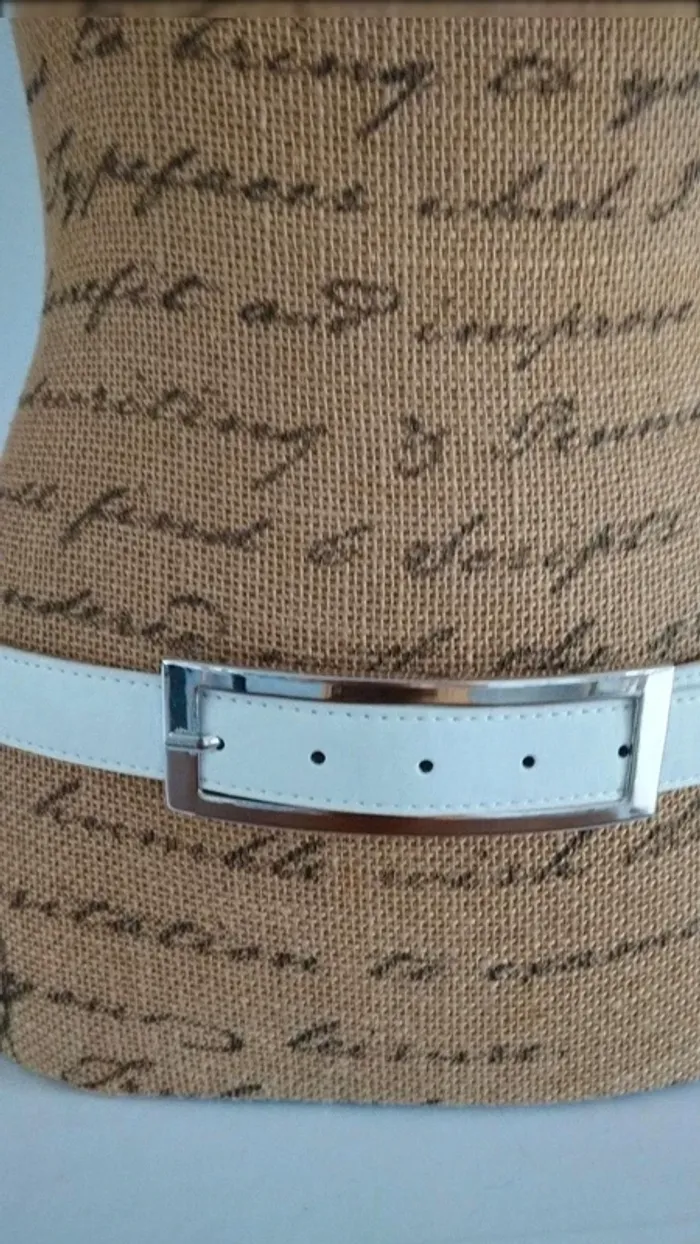 Ceinture blanche boucle rectangulaire argenté 90 cm - photo numéro 3