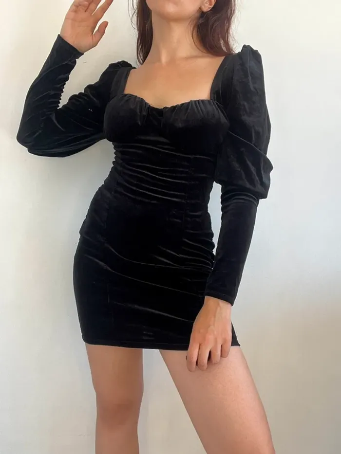 Robe de soirée noire en velours taille S - photo numéro 2