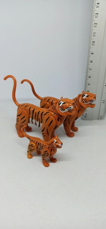 Tigres avec bébé playmobil