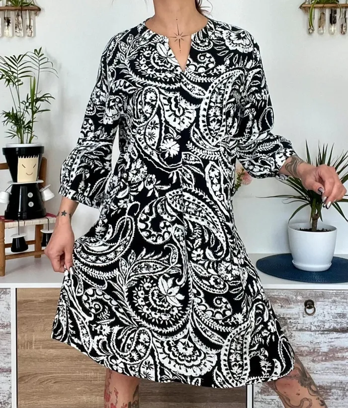 SOLDE Robe taille 2; taille 44 Christy (spécialiste grande taille)  neuf - photo numéro 2