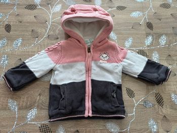 Gilet bébé fille à capuche