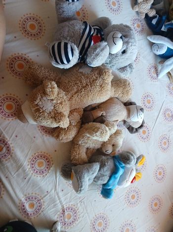 Lot de peluches neuves