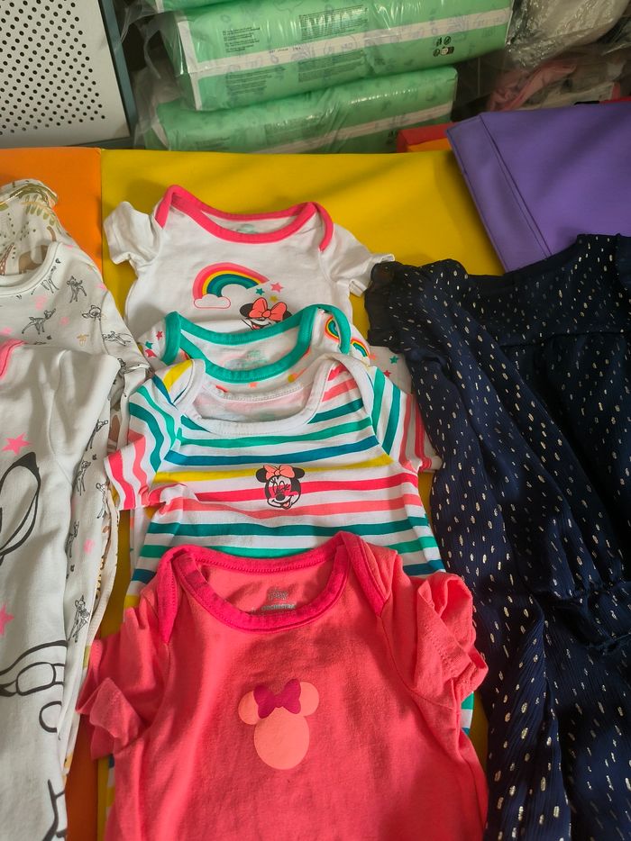 Lot bébé fille 12 mois - photo numéro 4