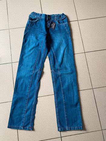 Pantalon Jean status team taille 12 ans, neuf