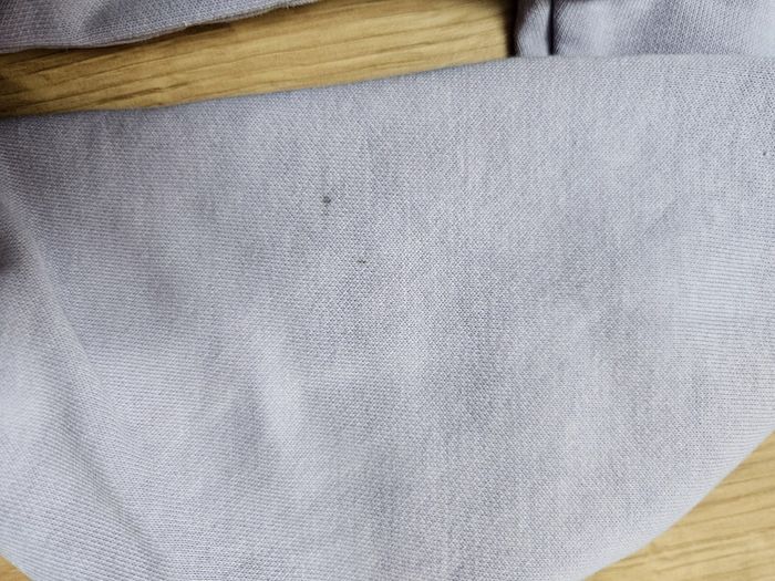 Short en jeans H&M et sweats lila C&A 7 ans - photo numéro 4