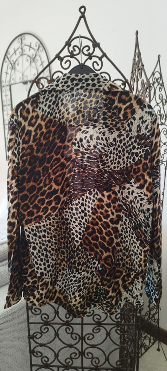 Chemisier Léopard Neuf. Taille unique. Fabriqué en France - photo numéro 3