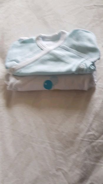Lot de 2 bodys garçon
