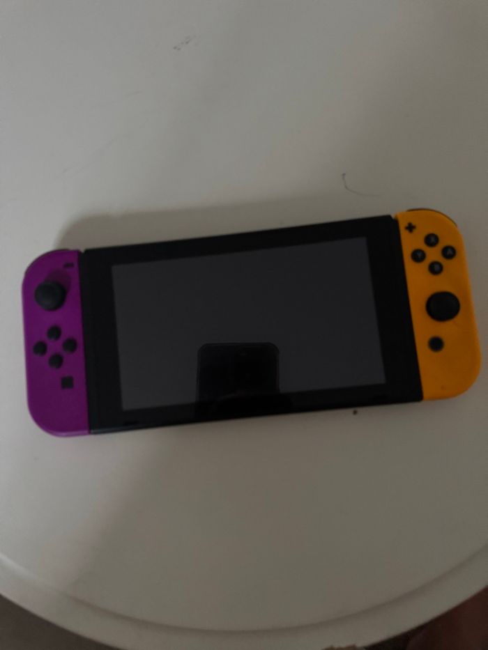 Nintendo switch - photo numéro 2