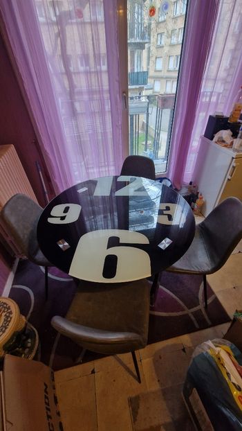 Ensemble table a manger et session 4 chaises 