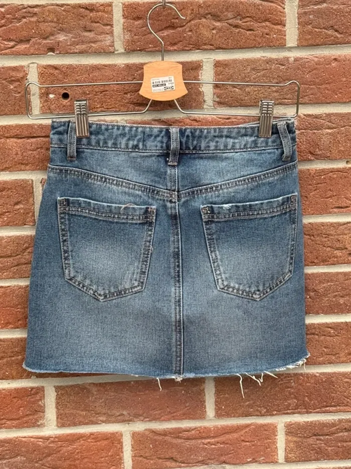Très jolie Jupe jeans Tally Weijl taille 32 - photo numéro 2