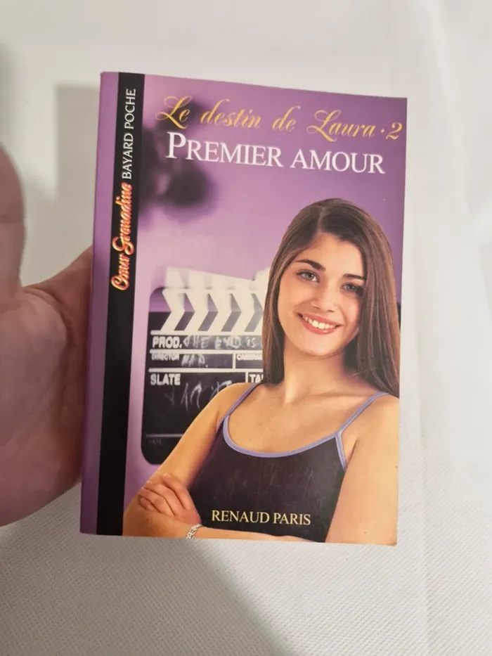 Le destin de Laura – Tome 2 : Premier amour Renaud Paris 9782747008938