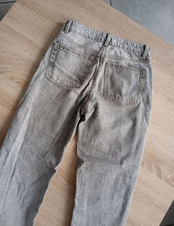 Jean taille 32 - photo numéro 3