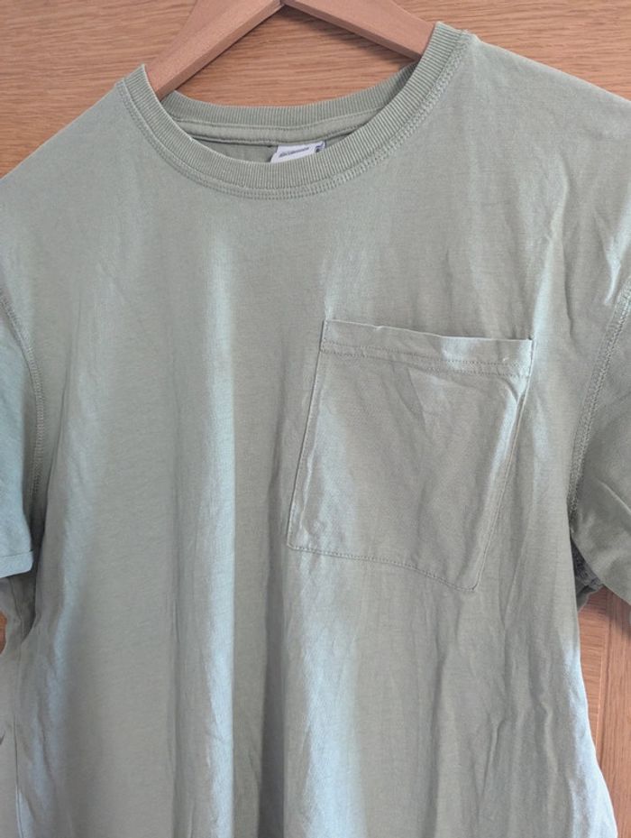 Tshirt vert - photo numéro 2