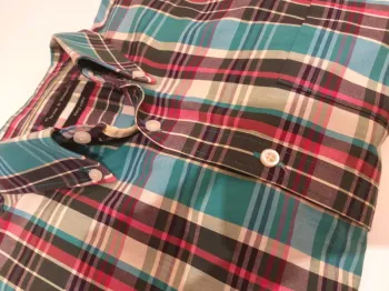 Chemise à carreaux